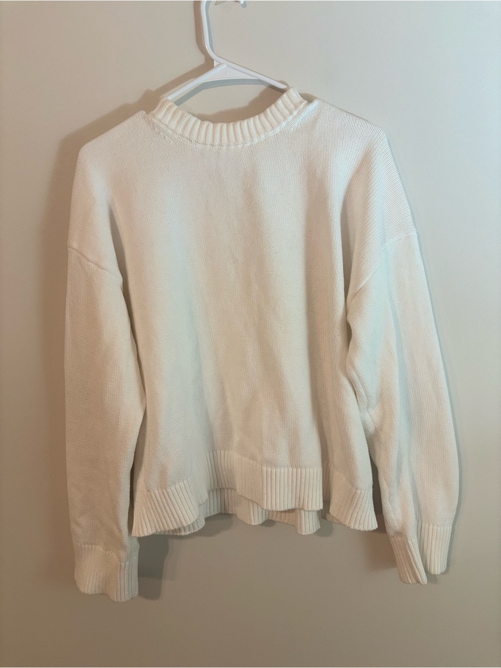 Market & Spruce Cream Crewneck Sweater